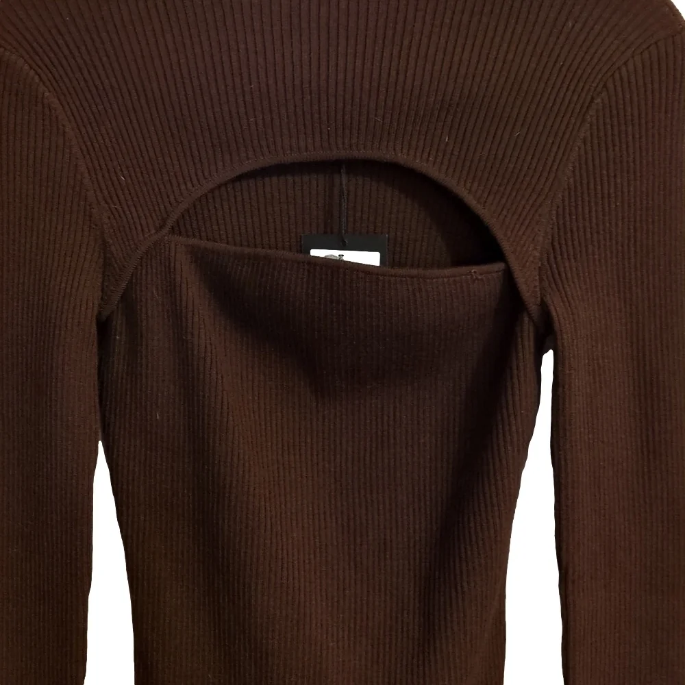 Stay Cozy and Chic with Joe's NWT Wool Blend Sweater in Rich Brown size small - Picture 3 of 12